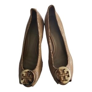 Tory Burch Wedge Pump Women Peep Toe Sz 7 Beige Sally 2 Leather Gold Logo